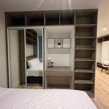 London Heathrow Airport Apartment Voyager House Terminal 12345 - Ev Electric And Parking Available! Hillingdon Extérieur photo