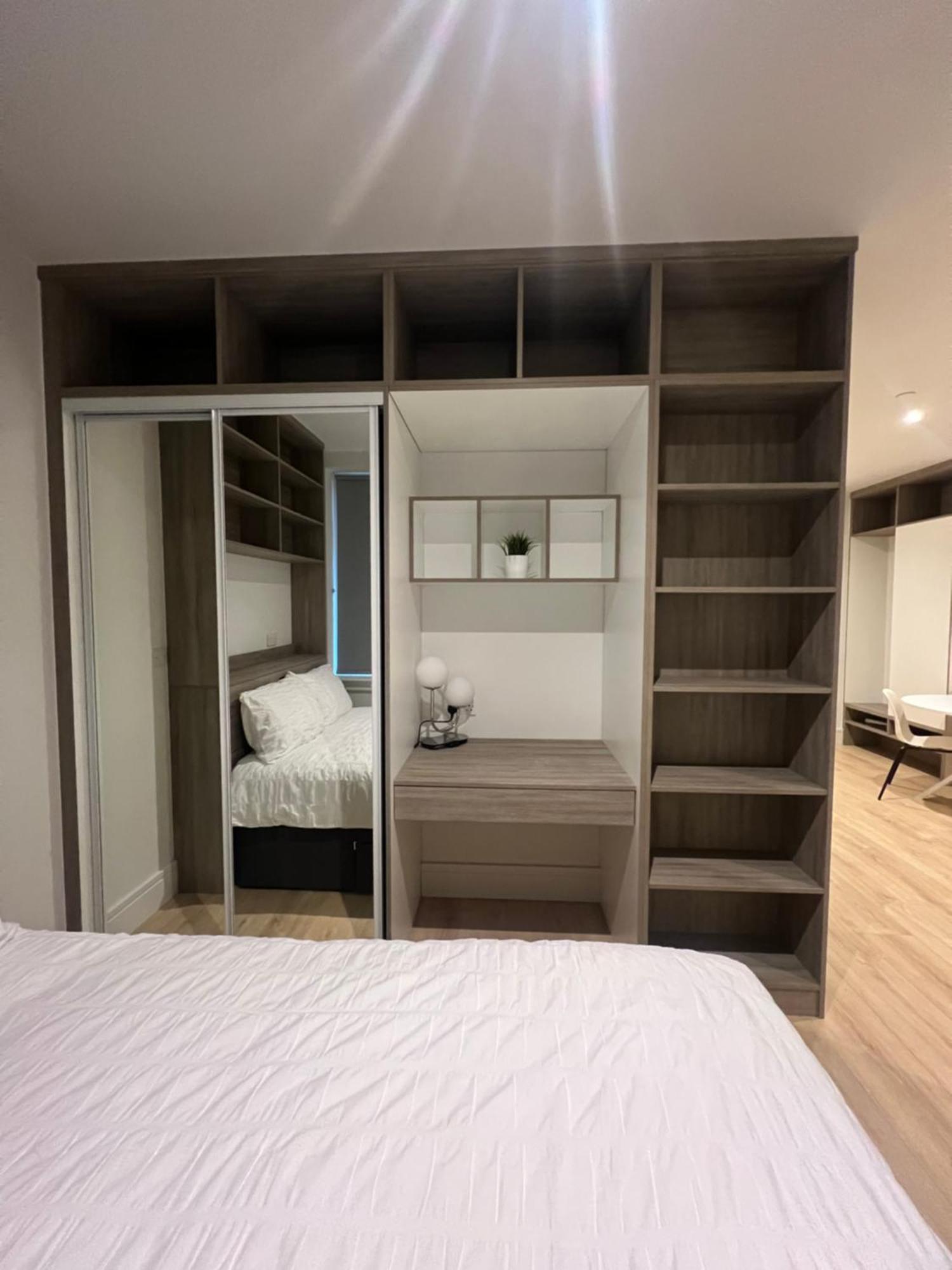 London Heathrow Airport Apartment Voyager House Terminal 12345 - Ev Electric And Parking Available! Hillingdon Extérieur photo